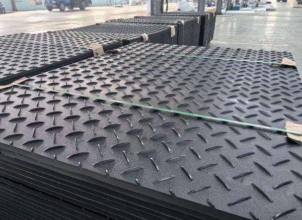 Heavy-Duty PE Ground Protection Mats - Image 2